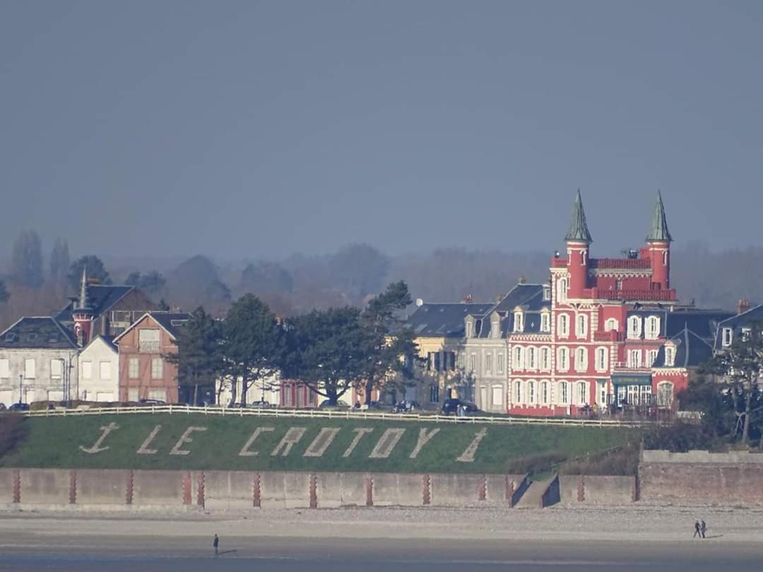 Les Garennes Bed & Breakfast Favières Eksteriør bilde