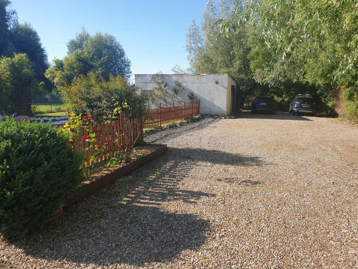 Les Garennes Bed & Breakfast Favières Eksteriør bilde